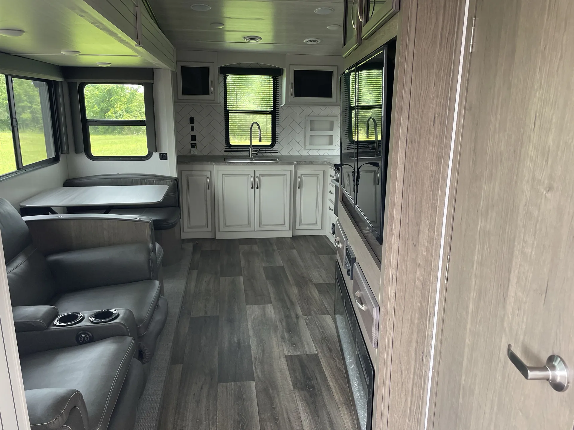 2022 Keystone Cougar Half-Ton 29MBS — living area main