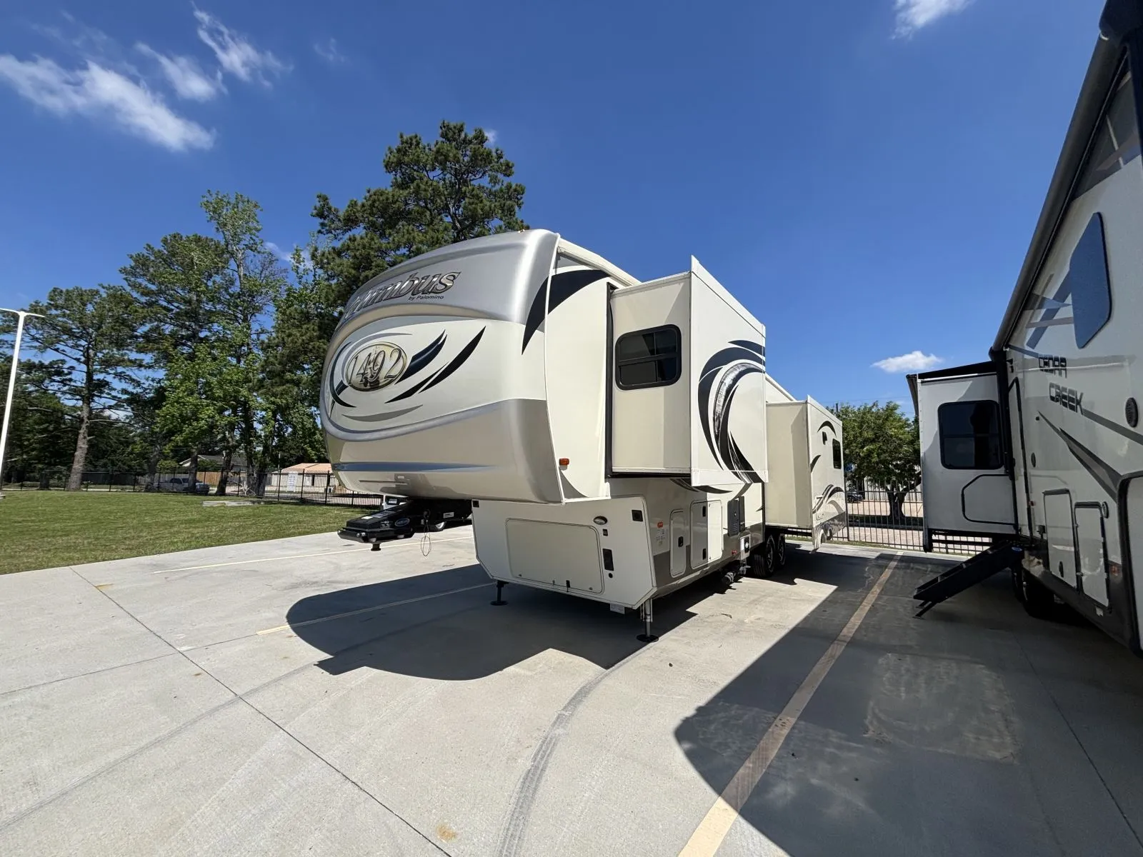 2018 Forest River COLUMBUS 366RL - Photo 4