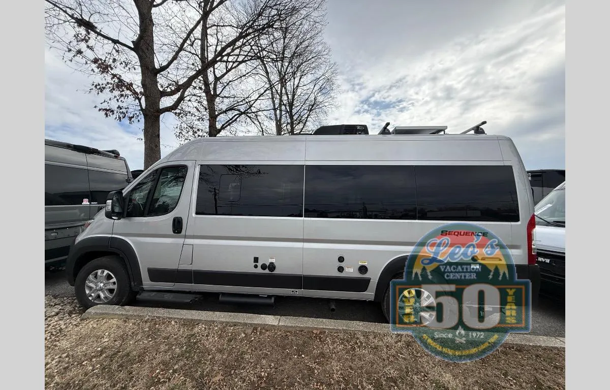 2026 Thor Motor Coach Sequence 20L - Photo 3