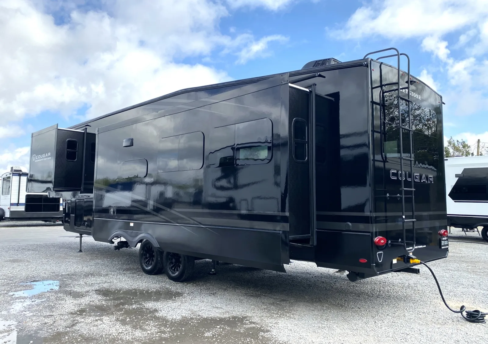2026 Keystone Cougar 320RDS - Photo 3