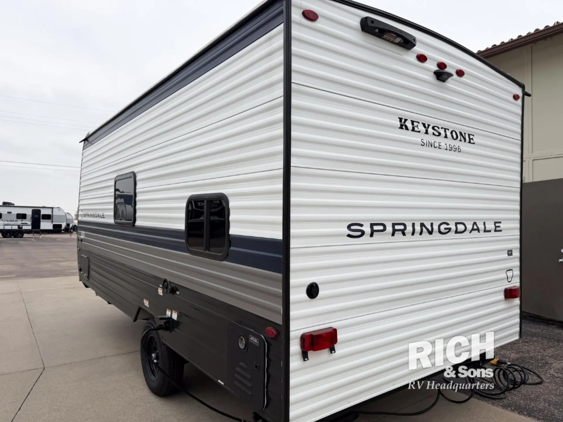 2027 Keystone Springdale Mini 1610BH - Photo 3
