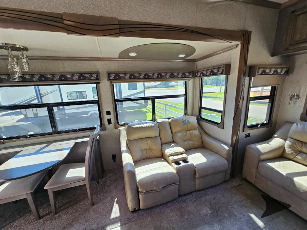 2020 Forest River Cedar Creek Champagne Edition 38EL, Photos photo 36