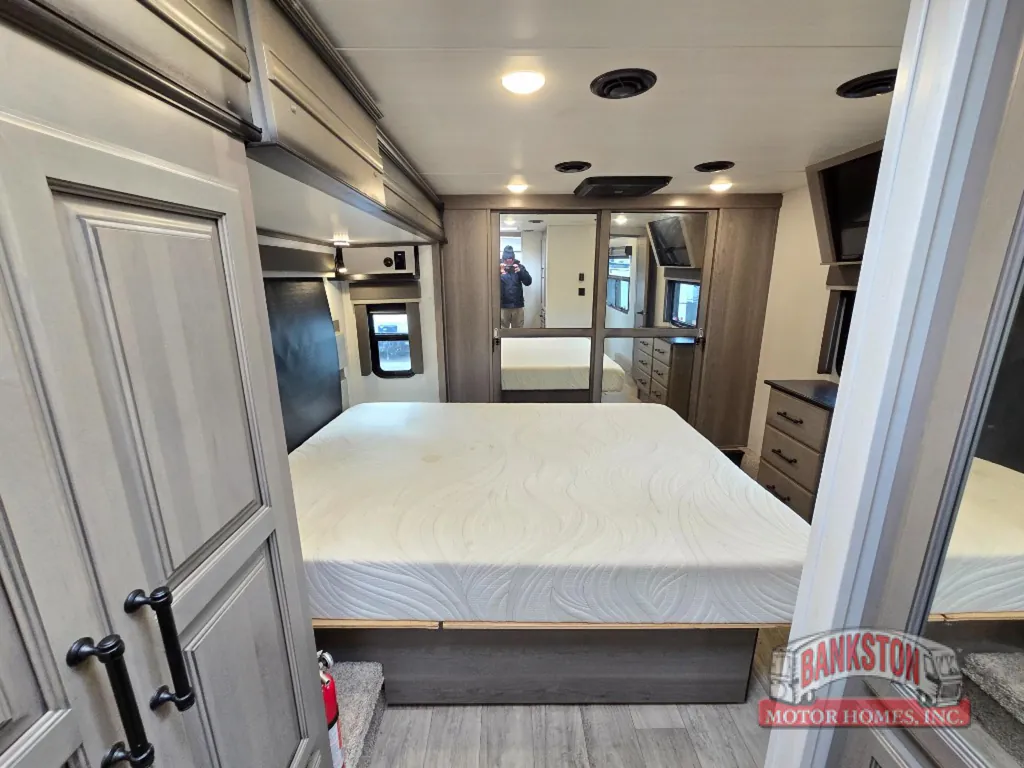 2022 Keystone Montana 3813MS, Photos photo 32