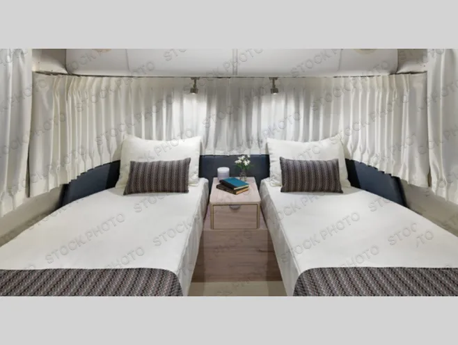 2027 Airstream Globetrotter 25FB - Photo 4