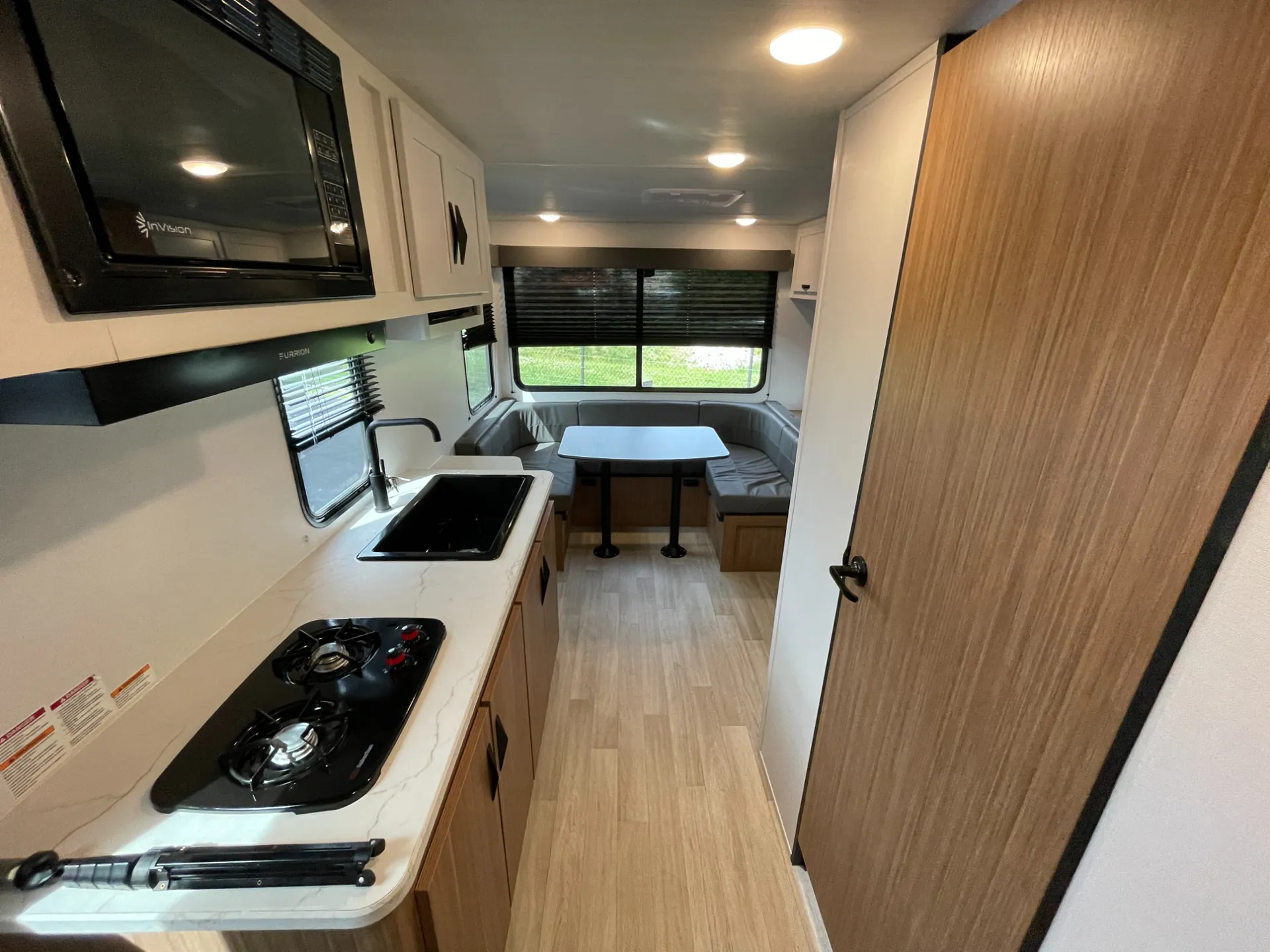 2025 Keystone Passport Classic 190RD - Photo 3