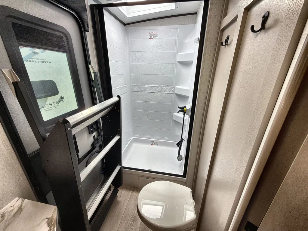 2027 Jayco Jay Feather 29BHB, Photos photo 14