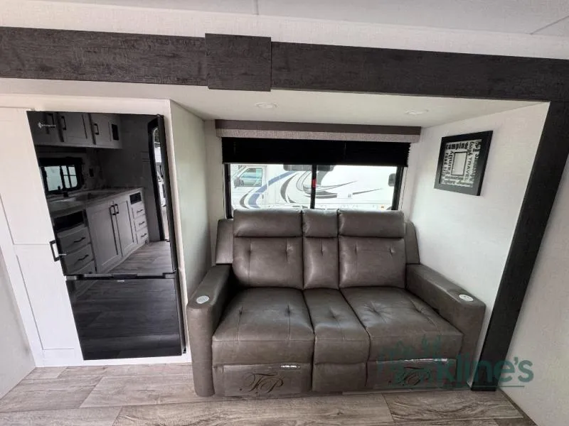 2026 Venture RV Sienna 231VRK - Photo 4