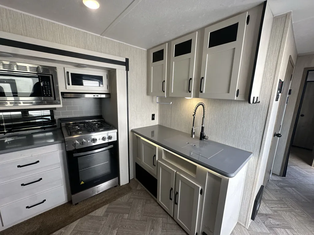 2023 Forest River Puma Vista 38DEN, Photos photo 21