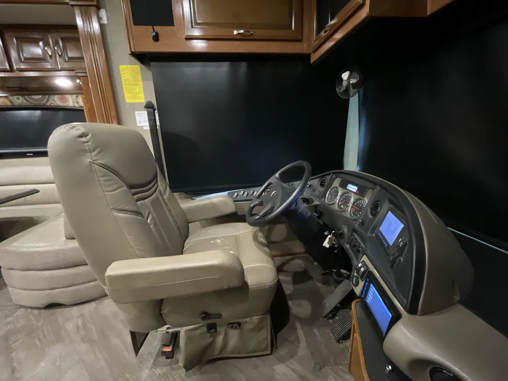2018 Fleetwood Pace Arrow LXE 38K, Photos photo 24