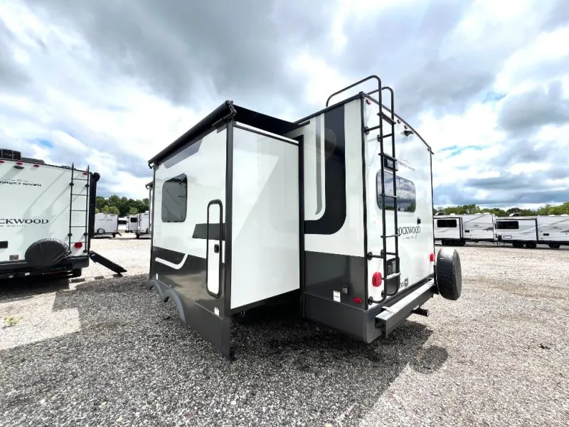 2026 Forest River Rockwood Mini Lite 2515S — Photo 6