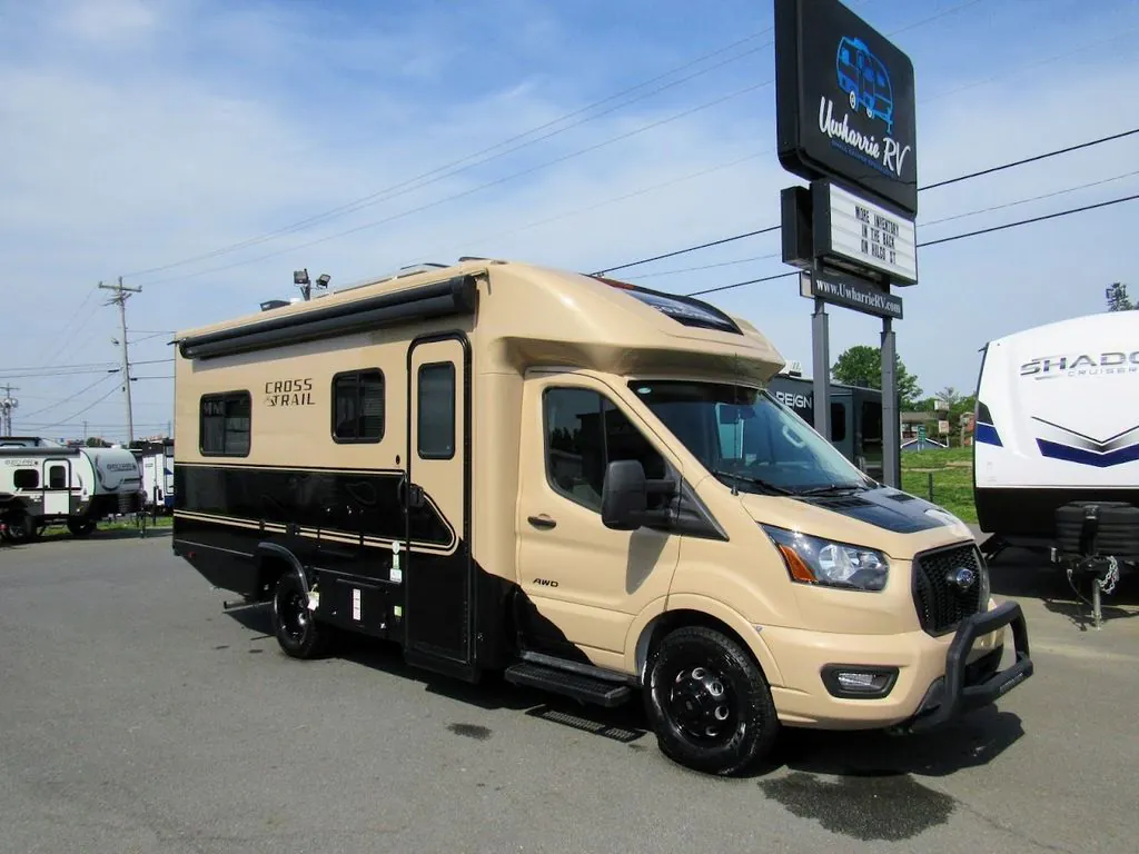 2025 Coachmen Cross Trail 21XG - Photo 4
