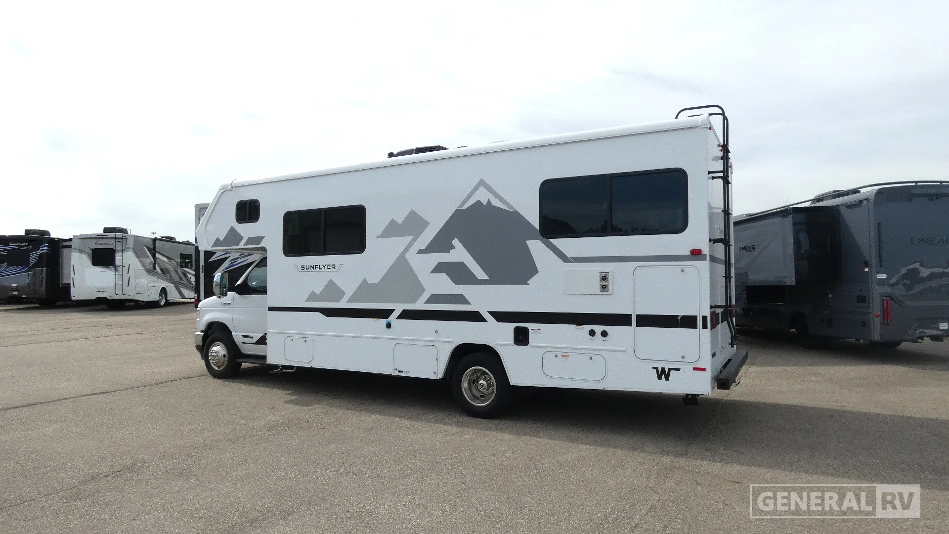 2027 Winnebago Sunflyer 24GG - Photo 4