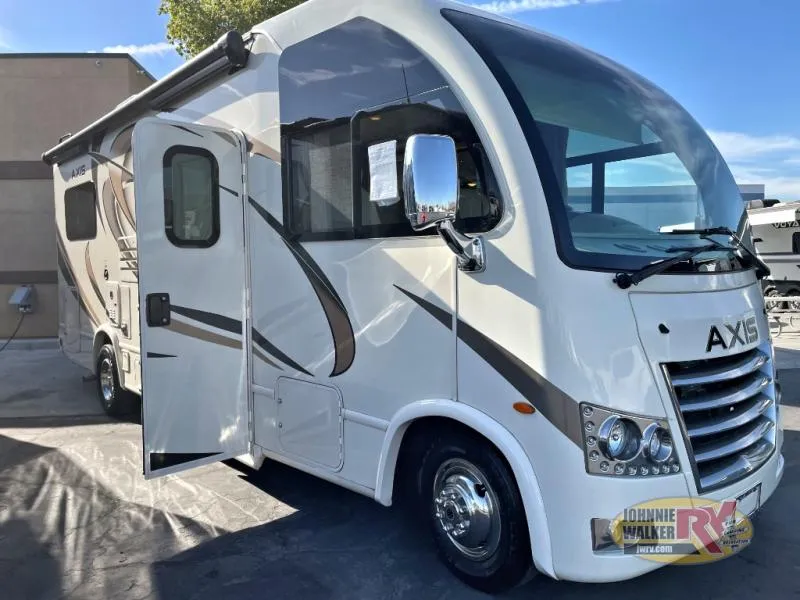 2019 Thor Motor Coach Axis 24.1 - Photo 2