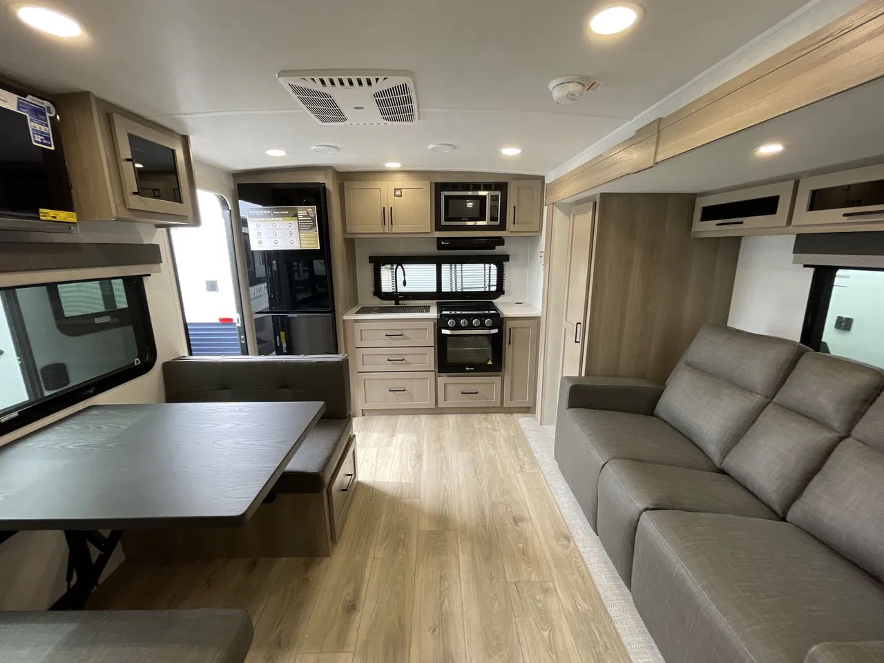2026 Forest River Rockwood Mini Lite 2515S — Photo 5