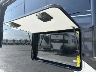 2027 Jayco Pinnacle 32RLTS - Photo 4
