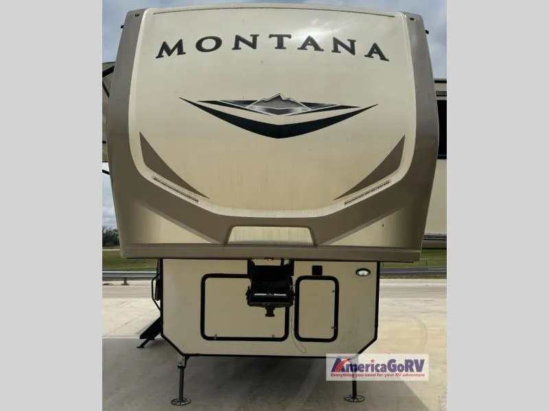 2019 Keystone Montana 3790RD - Photo 4