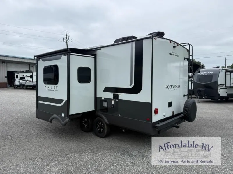 2026 Forest River Rockwood Mini Lite 2205S - Photo 4