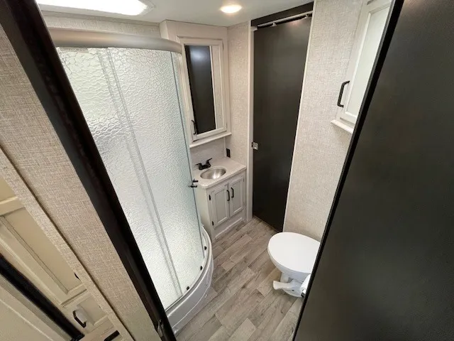 2022 Entegra Coach Odyssey 31F - Photo 4