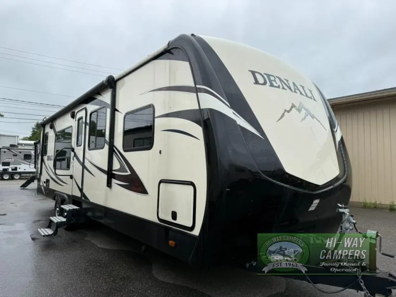 2017 Dutchmen RV Denali 289RK - Photo 2