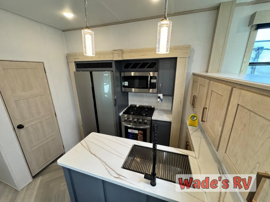 2025 Prime Time Sanibel 3802FLWB, Photos photo 19