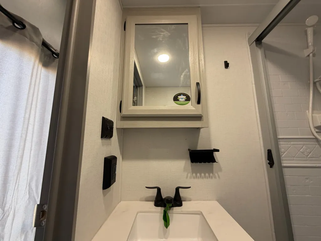 2027 Forest River Aurora 44CONDO, Photos photo 18
