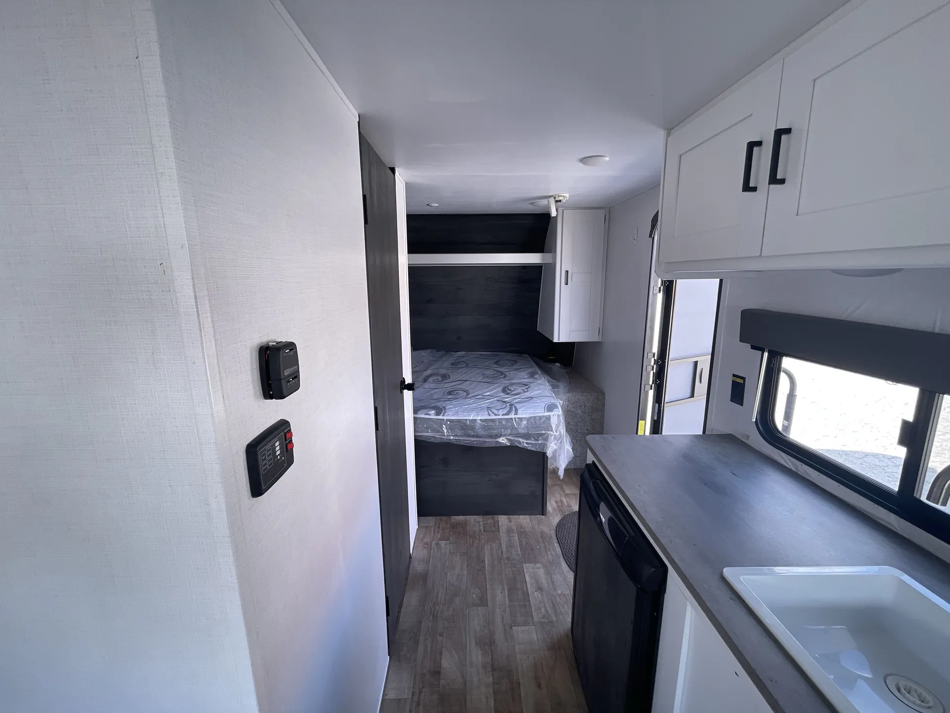 2022 Keystone Hideout 177RD — living area main