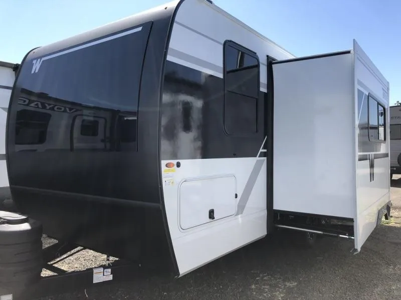 2026 Winnebago Thrive 22MBH - Photo 4