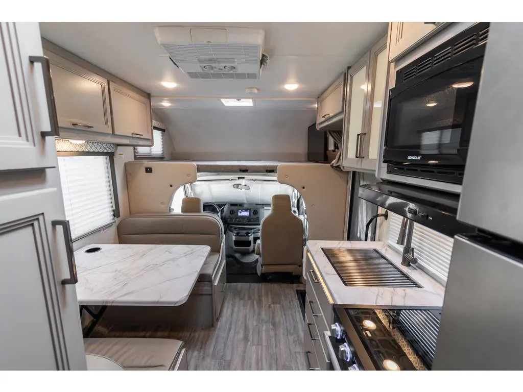 2024 Thor Motor Coach Coleman 22CM - Photo 3