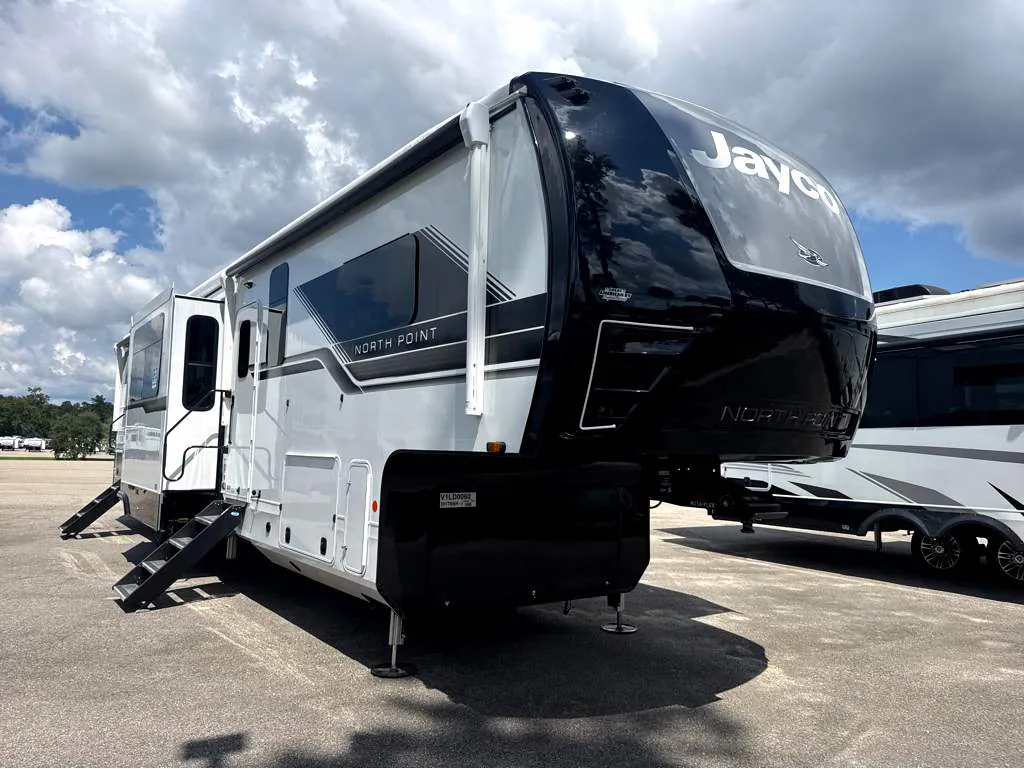 2027 Jayco North Point 391TBBH