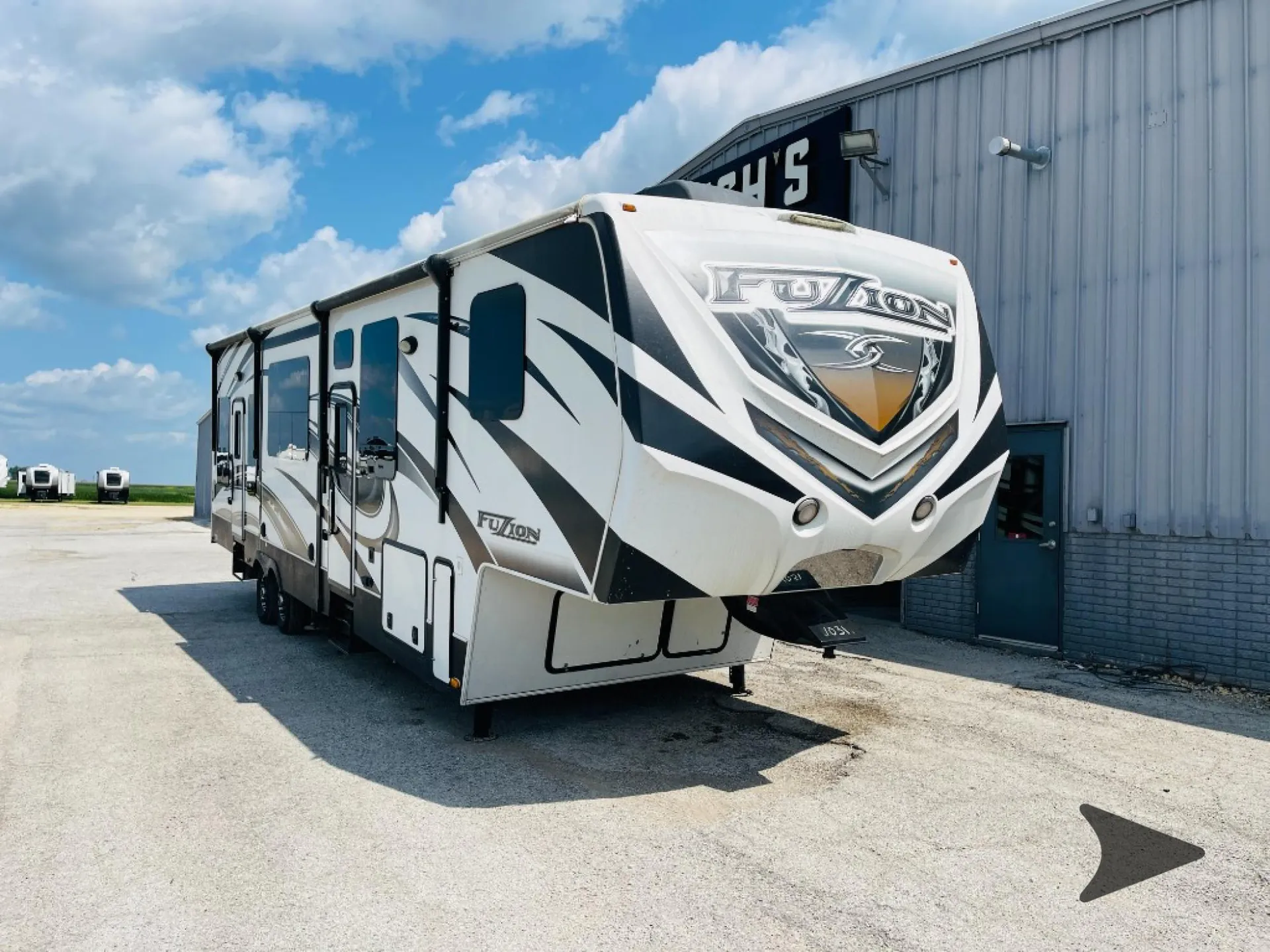 2014 Keystone Fuzion 371 - Photo 3