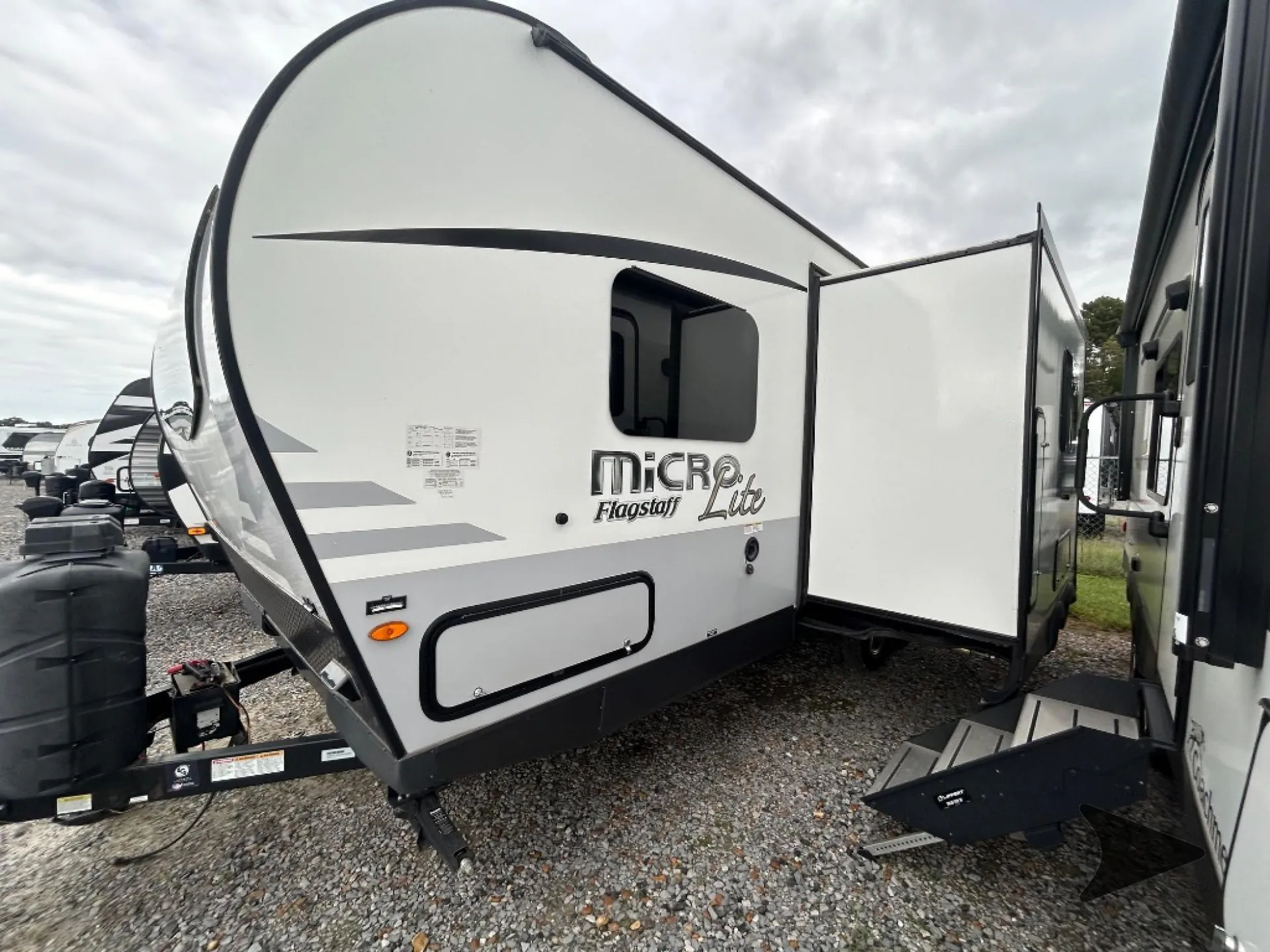 2020 Forest River Flagstaff Micro Lite 22TBS - Photo 4