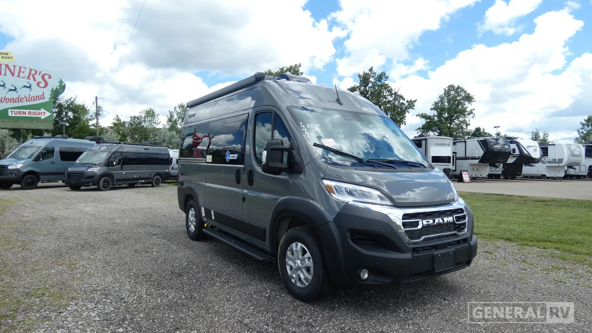 2027 Thor Motor Coach Scope 18M - Photo 2