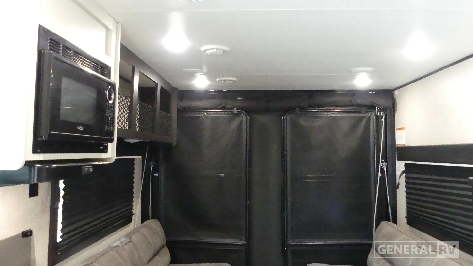 2023 Jayco Jay Flight 236TH - Photo 3