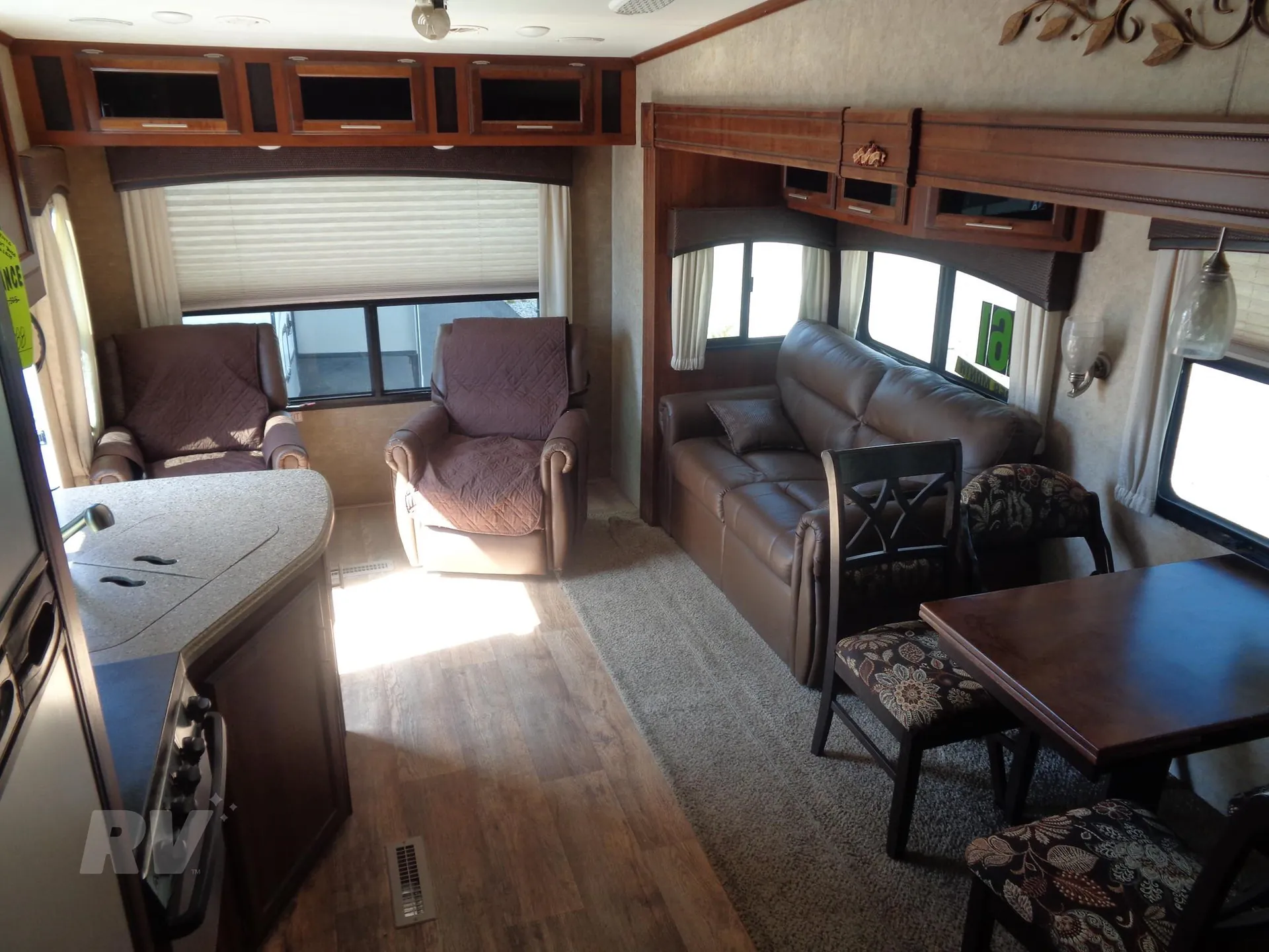 2017 Jayco Eagle HT 265RLDS - Photo 4
