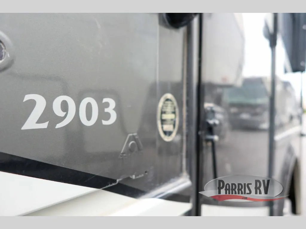 2015 Newmar Bay Star 2903 - Photo 4
