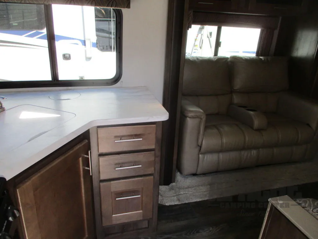 2019 Forest River RV Wildcat Maxx 245RGX, Photos photo 13