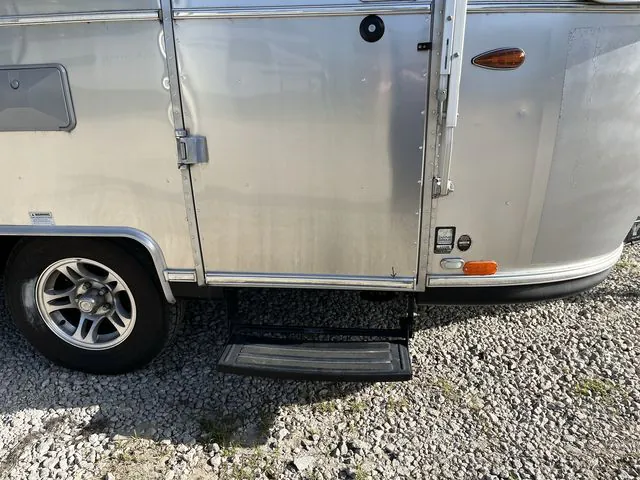 2018 Airstream Sport 16RB - Photo 2