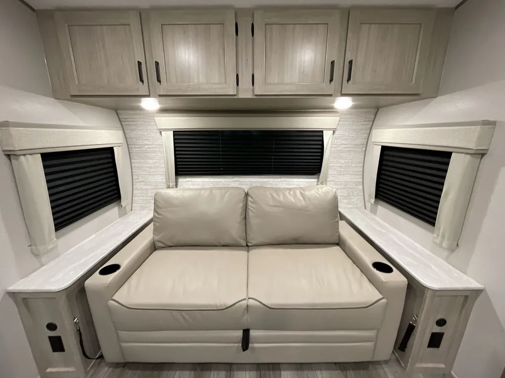 2024 Coachmen Catalina Legacy Edition 283FEDS, Photos photo 14