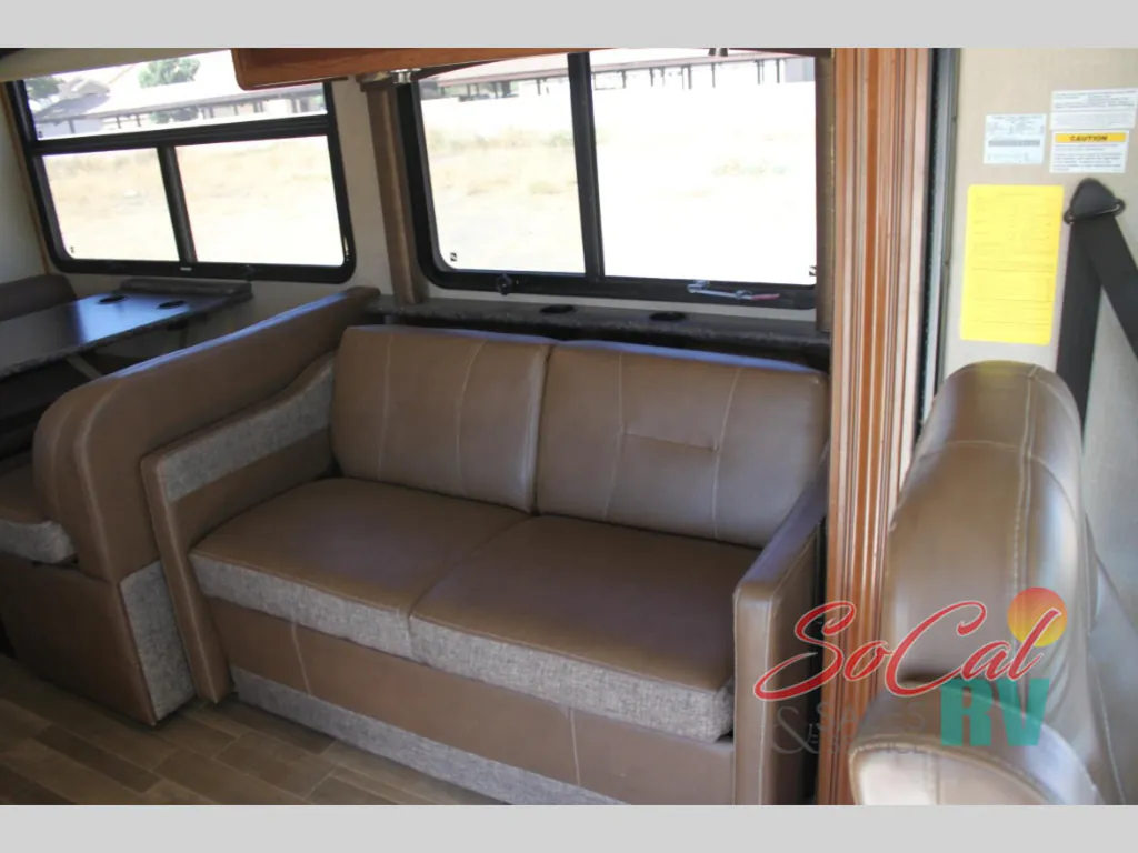 2018 Fleetwood Flair 31A, Photos photo 14
