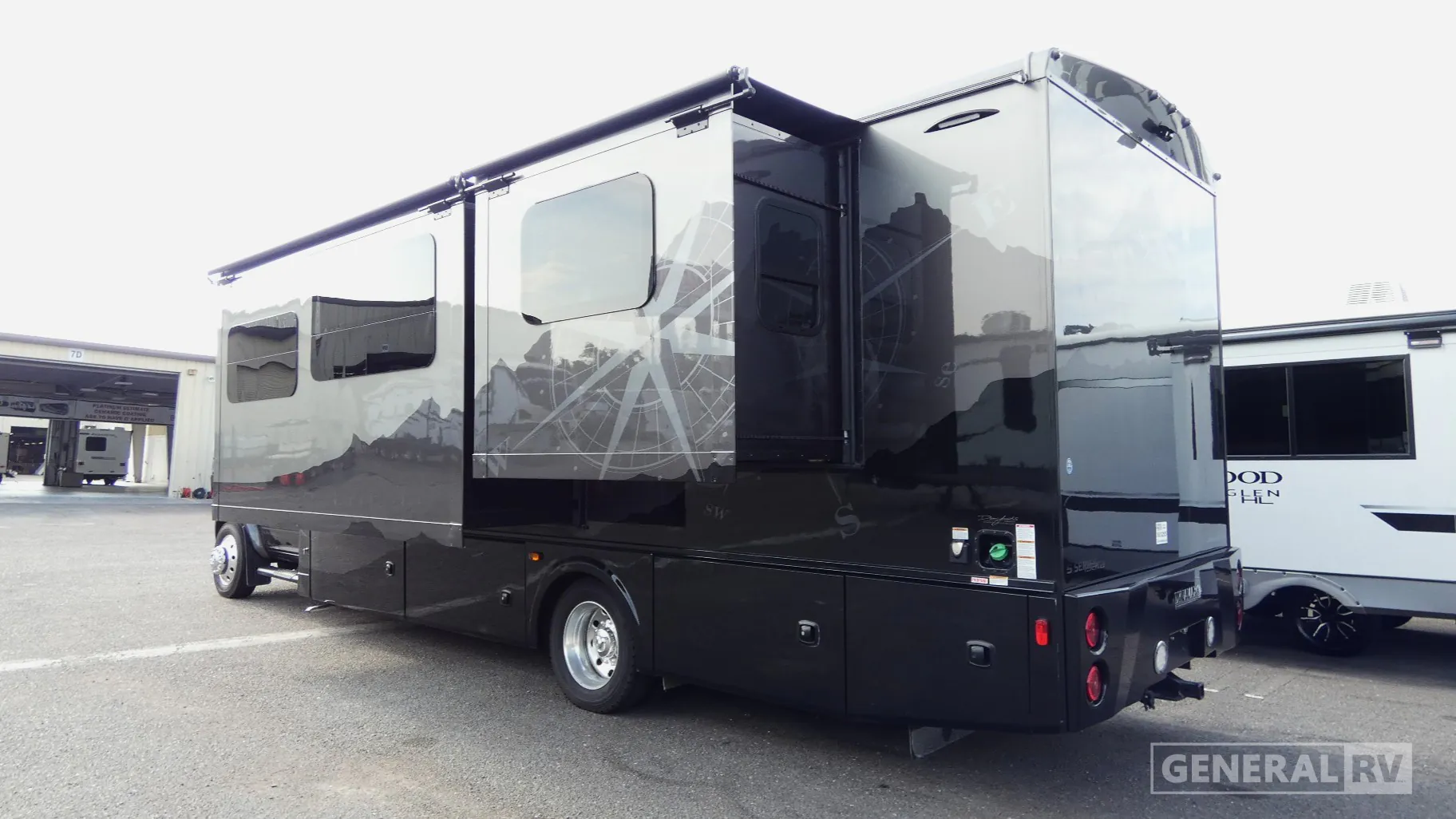 2023 Dynamax Corp Isata 5 30FW - Photo 4