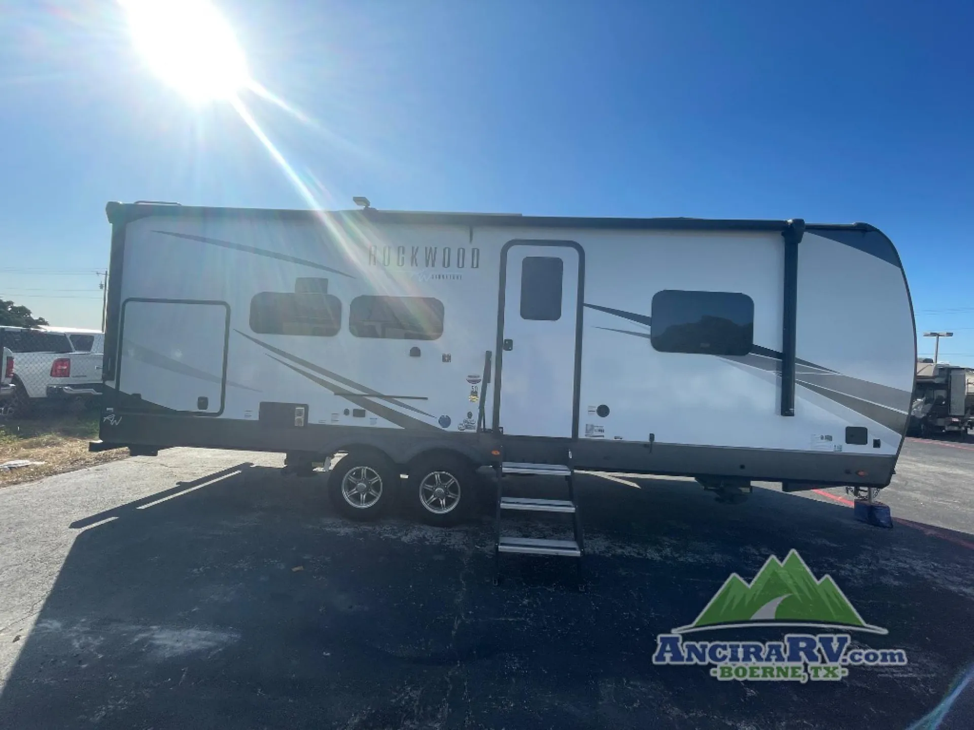 2025 Forest River Rockwood Signature 8265KBS - Photo 4