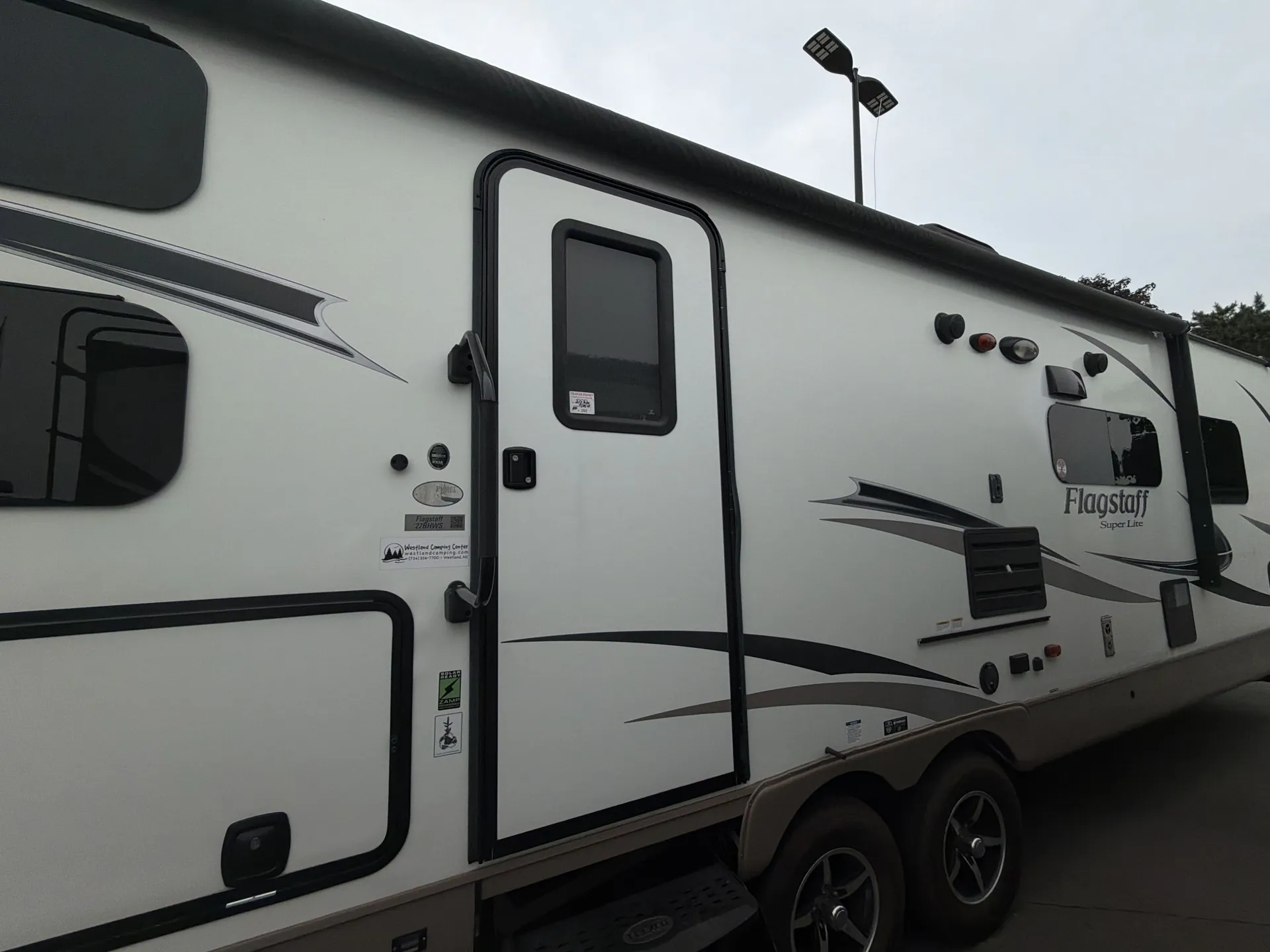 2017 Forest River Flagstaff Super Lite 26FKWS - Photo 2