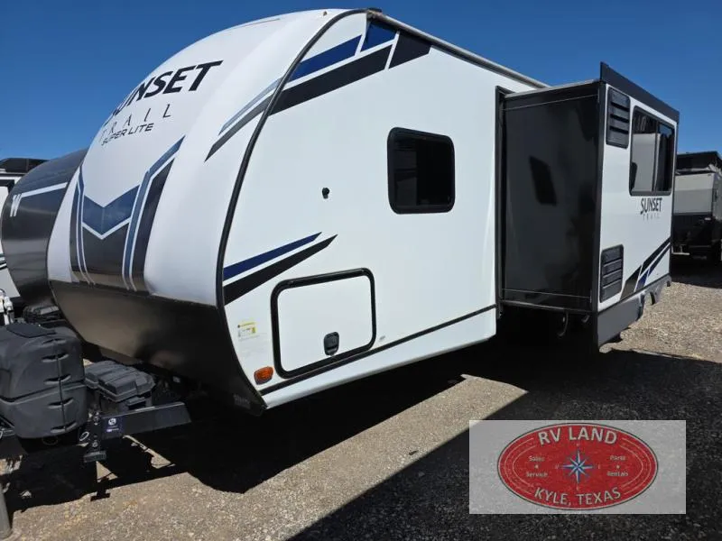 2022 CrossRoads Sunset Trail Super Lite 242BH - Photo 3