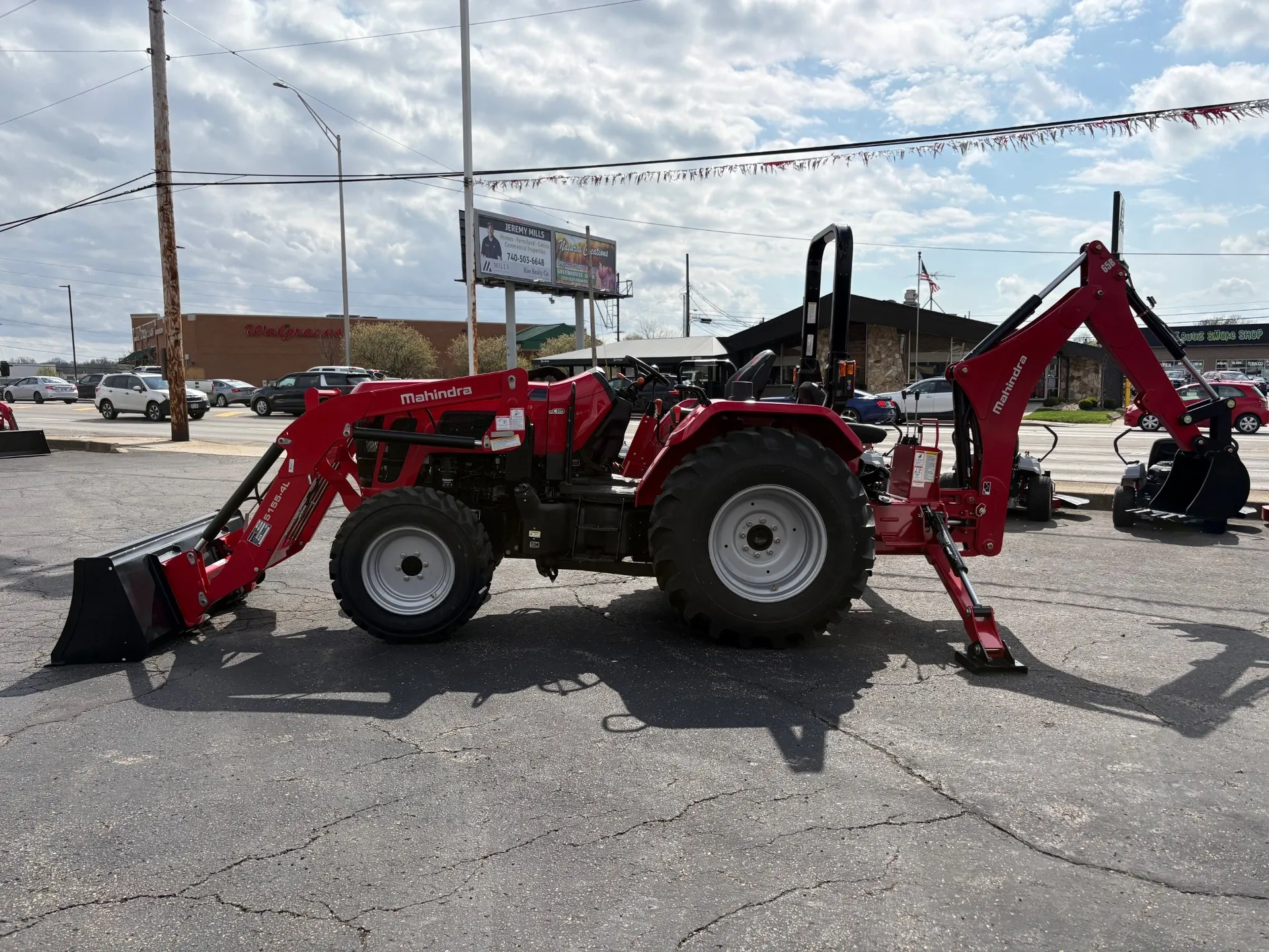 2026 Mahindra 5155 5155 4WD - Photo 2