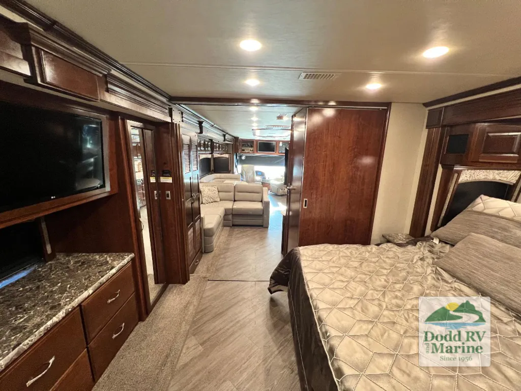 2019 Fleetwood Pace Arrow LXE 38K, Photos photo 7