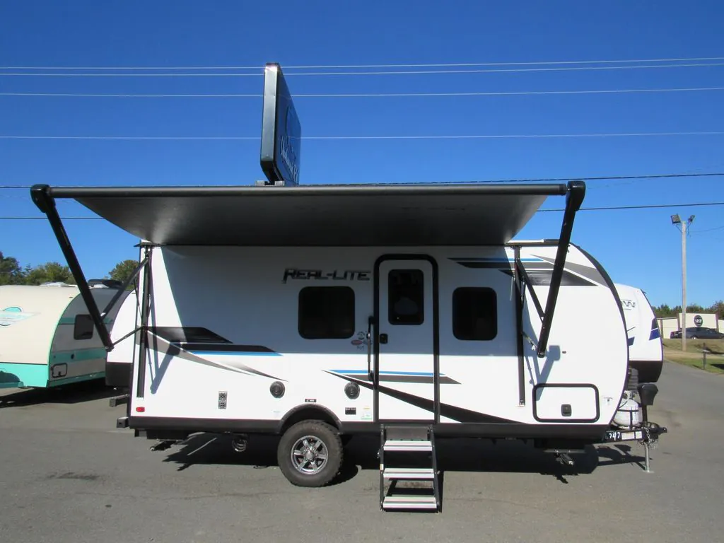 2022 Palomino Real-Lite Mini RL186 - Photo 4