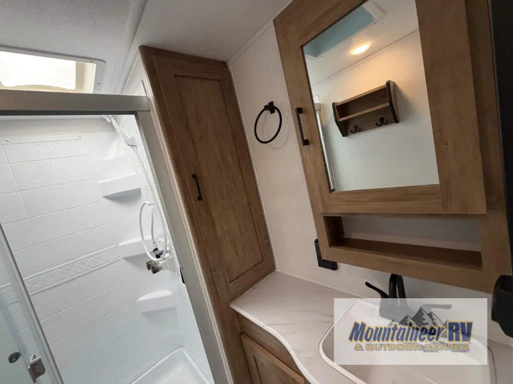 2024 Coachmen Freedom Express Ultra Lite 274RKS, Photos photo 41