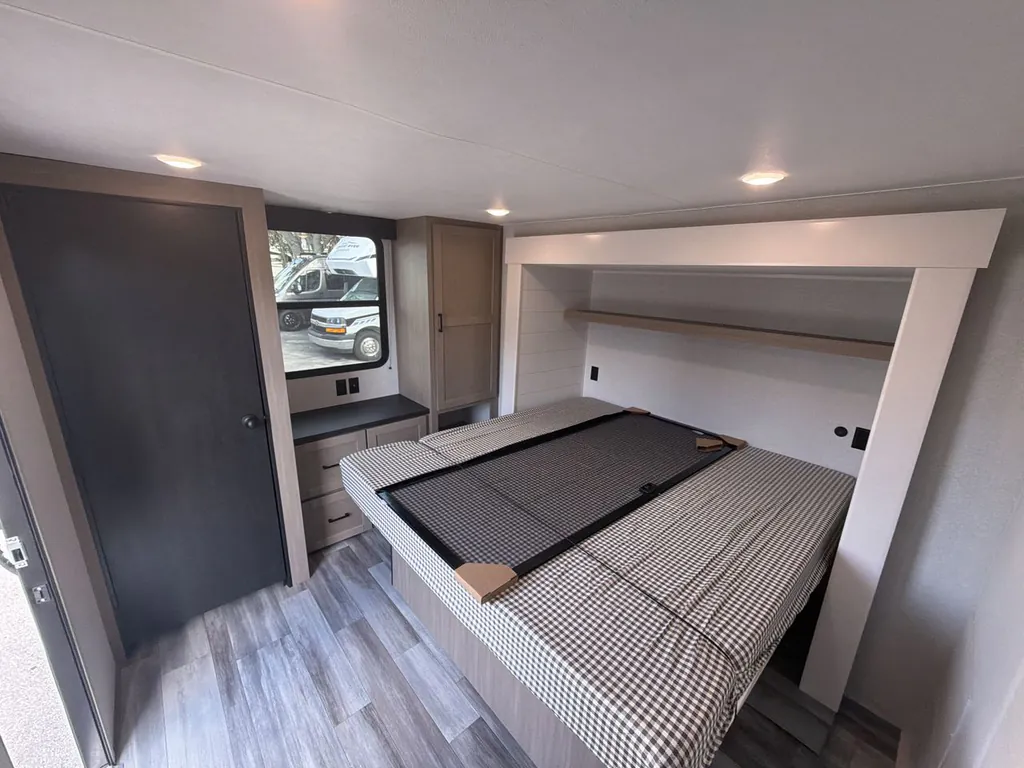 2026 Jayco Jay Flight Bungalow 404LOFT DS, Photos photo 7