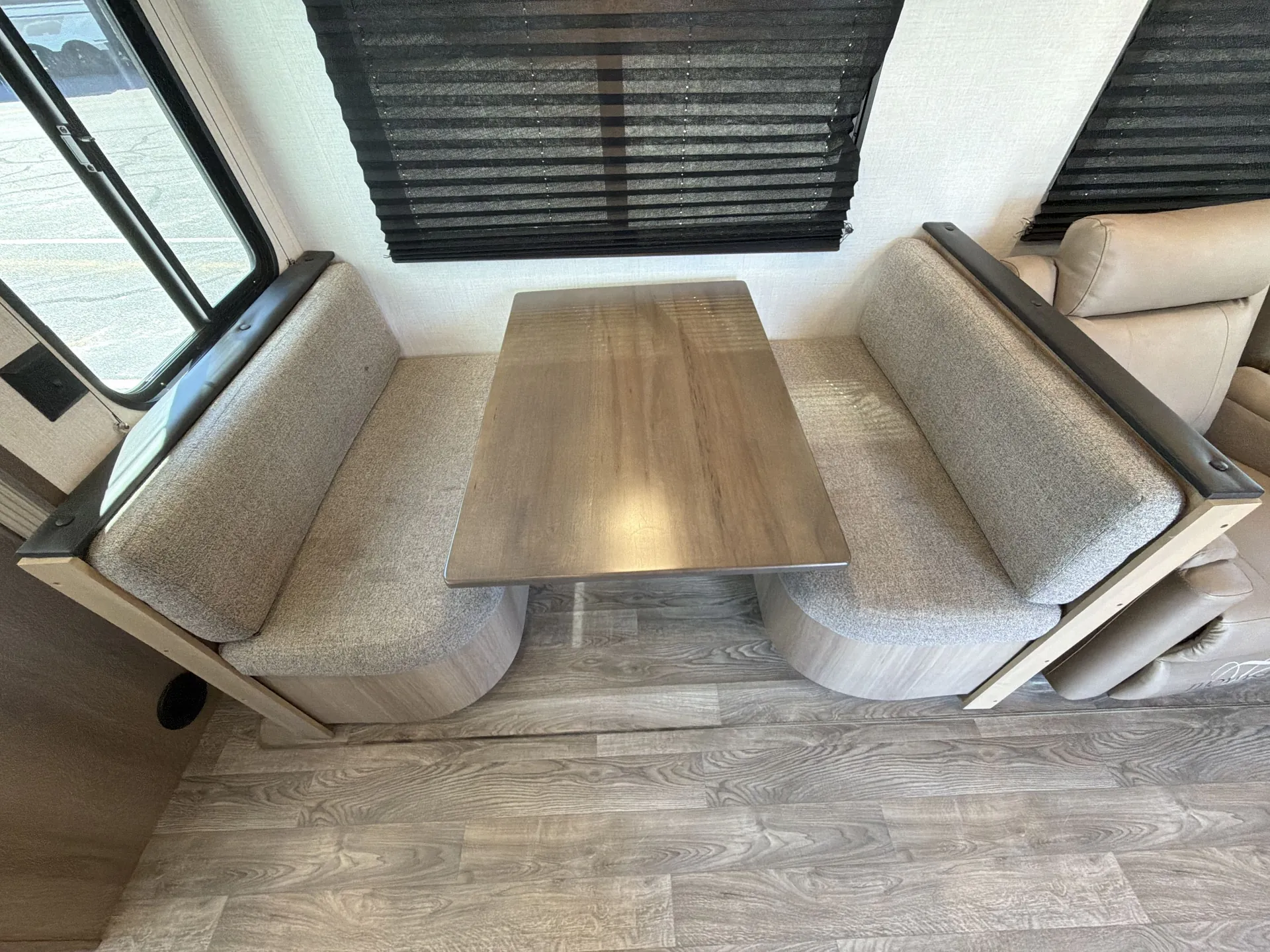 2024 Keystone Outback Ultra-Lite 296URK - Photo 4