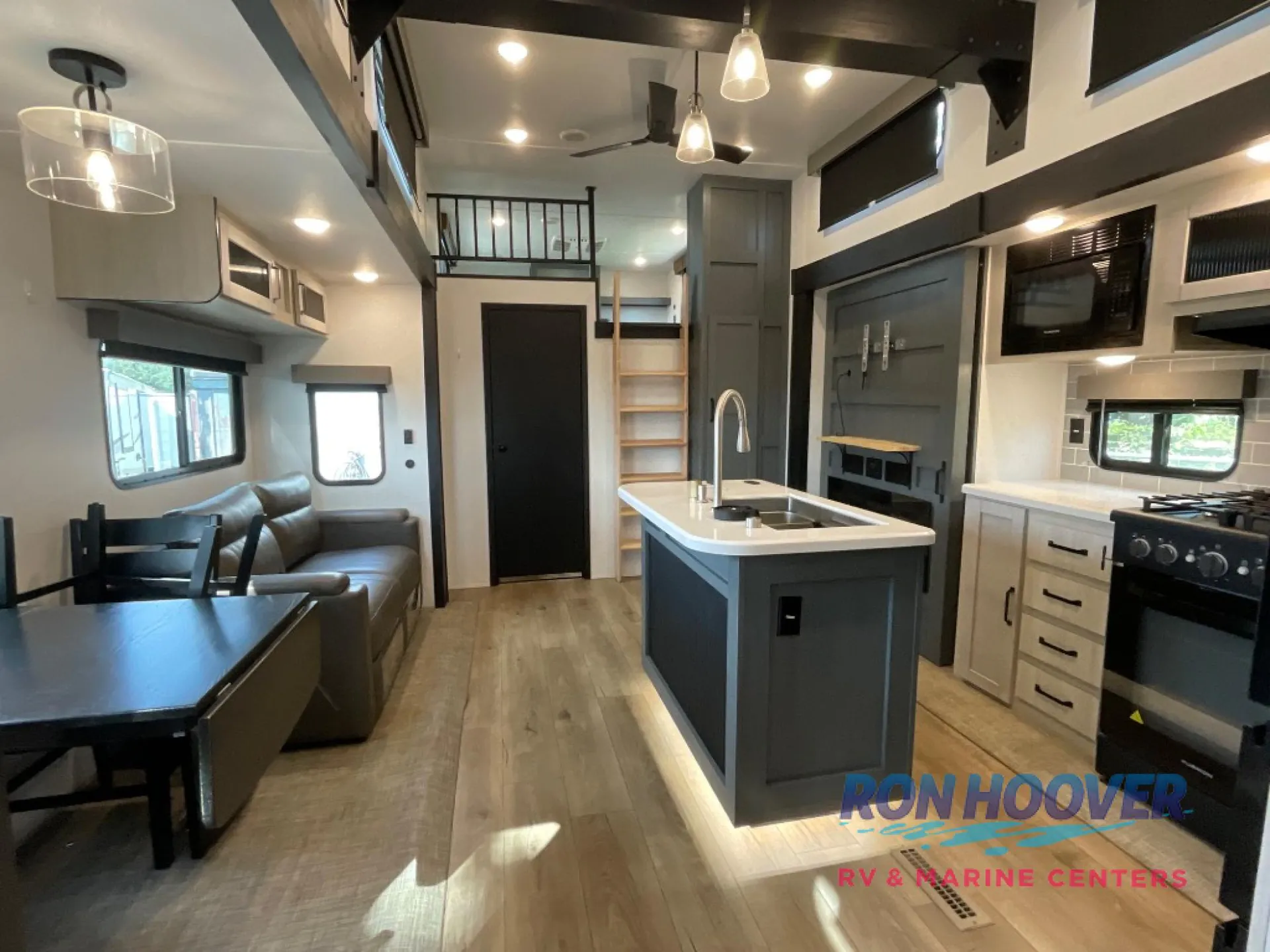 2026 Forest River Puma Vista 421LFT - Photo 4